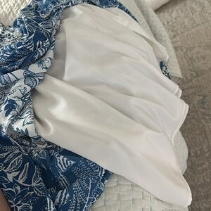 Blue and white, beachy, summer/spring pallete, lined, from Eliza J, size 6